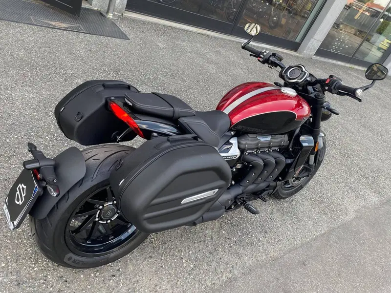 Triumph Rocket 3 Storm R (2024 - 26) (3)