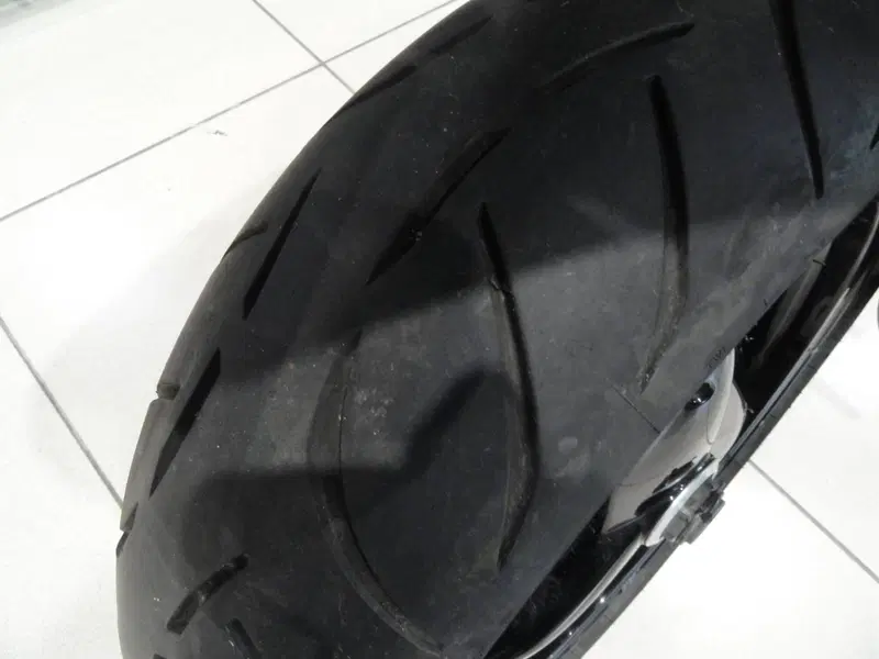 Triumph Speed Triple 955 (1998 - 01) (10)