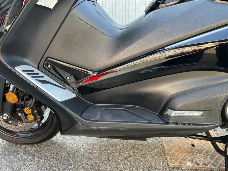 Yamaha T-Max 530 SX (2017 - 19) (14)