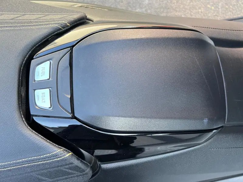 Yamaha T-Max 530 SX (2017 - 19) (12)