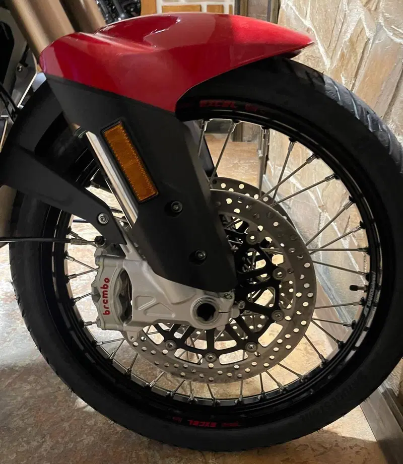 MV Agusta LXP Enduro Veloce (2024 - 25) (11)