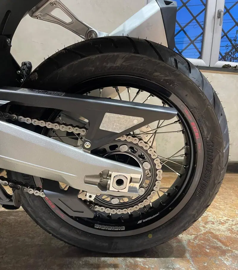 MV Agusta LXP Enduro Veloce (2024 - 25) (14)