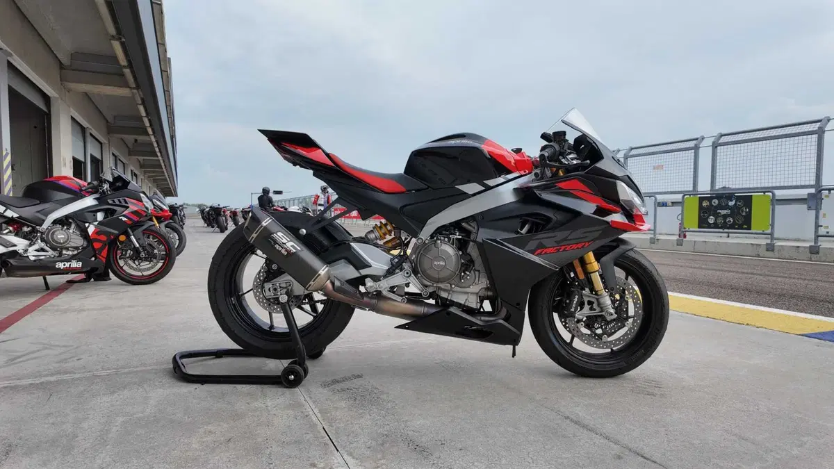 Aprilia RS 660 Factory test: la regina delle sportive medie? Pro e Contro [VIDEO E GALLERY] (3)