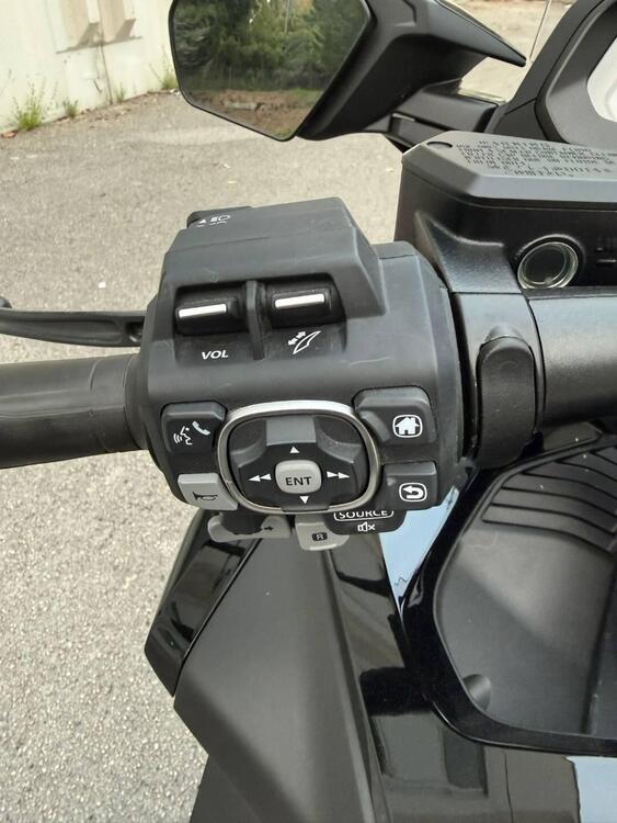 Honda GL 1800 Gold Wing Tour (2021 - 23) (5)