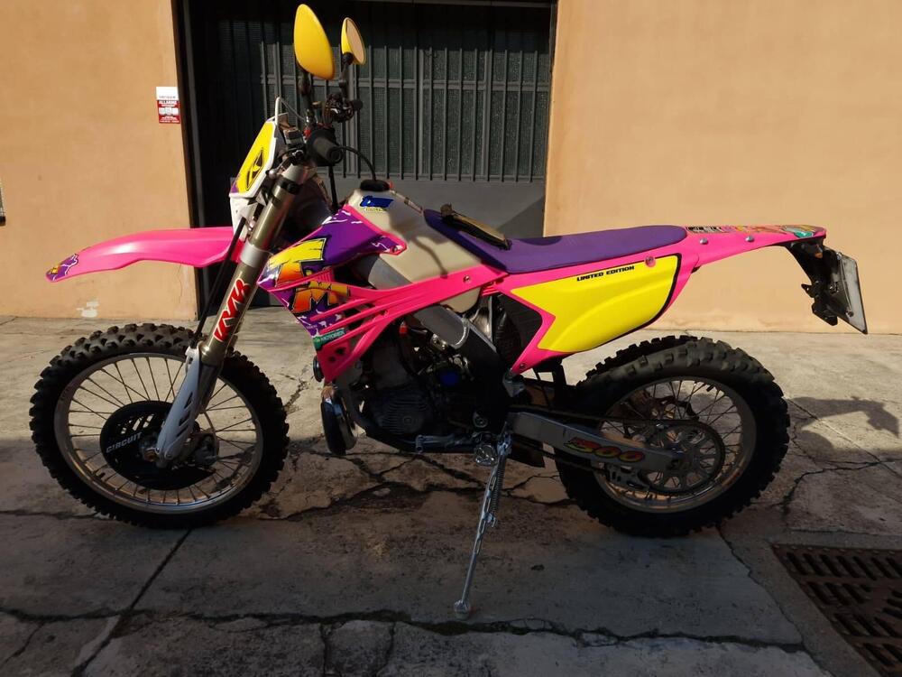 Tm Moto EN 300 Fi ES 2T (2024) (5)