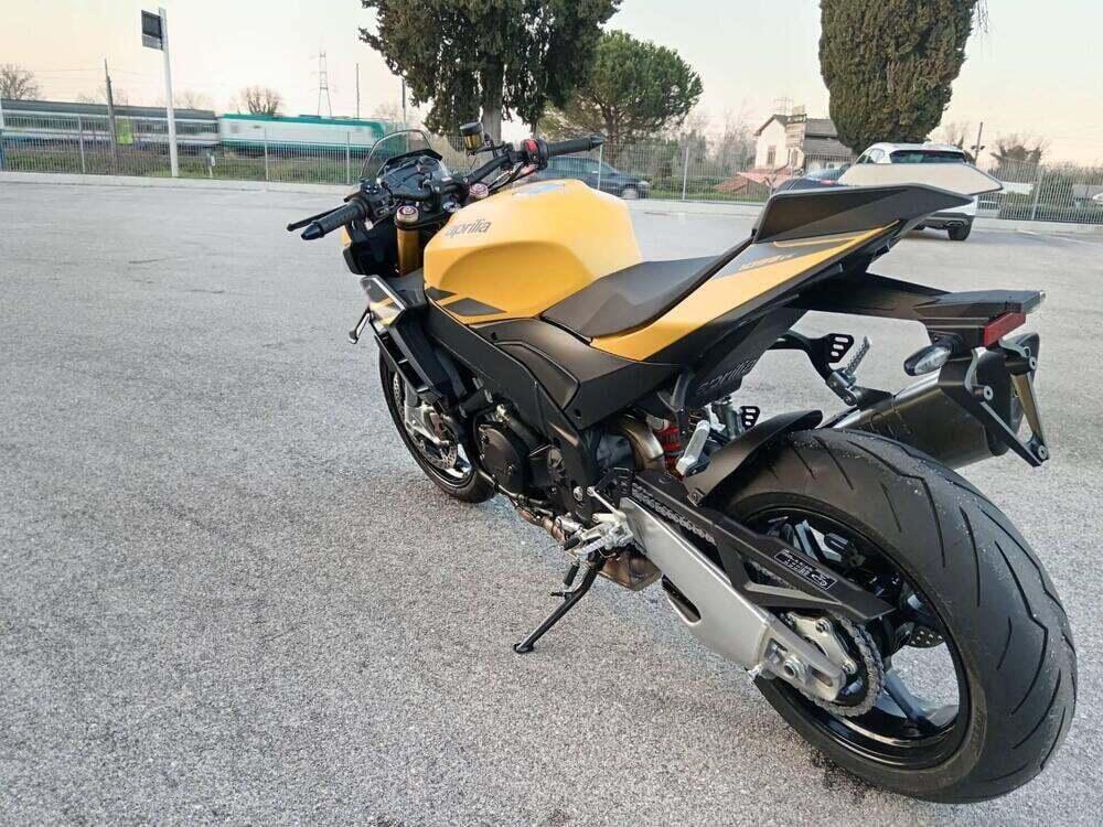 Aprilia Tuono V4 (2025) (4)