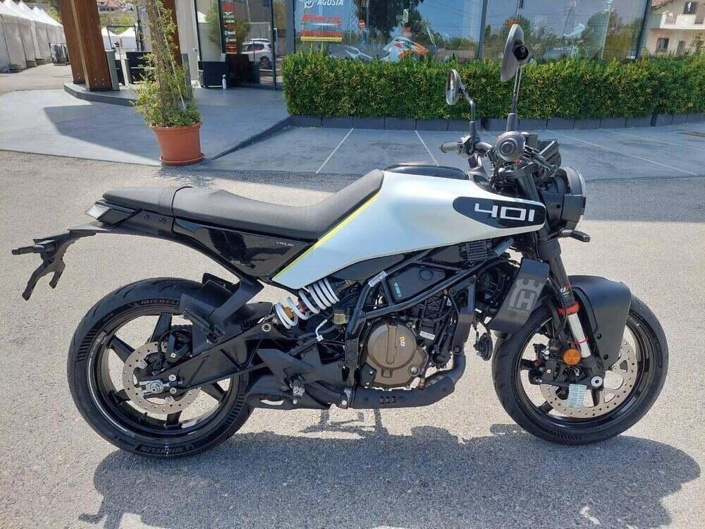 Husqvarna Svartpilen 401 (2024 - 25) (2)