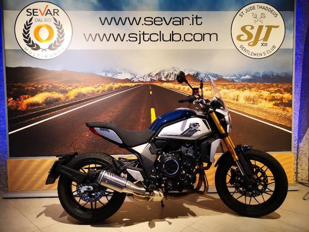 CFMOTO 700CL-X Heritage (2021 - 25) (2)