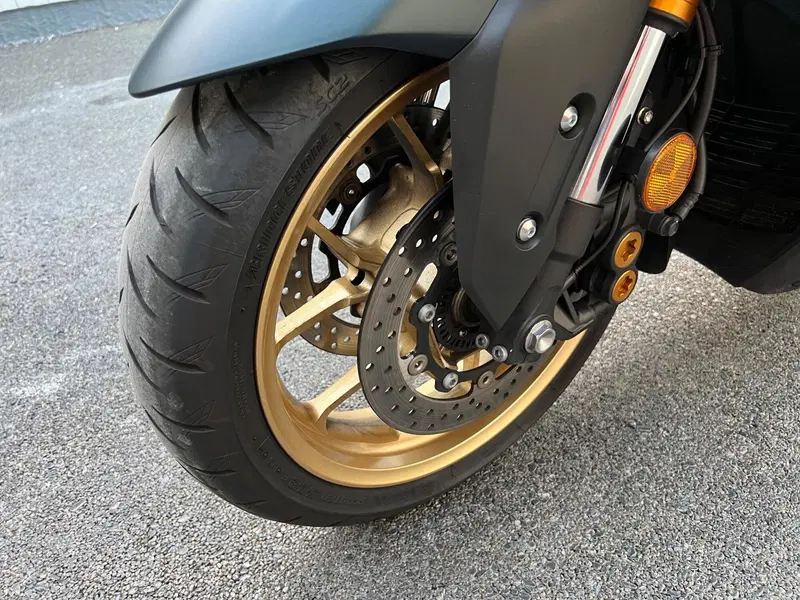 Yamaha T-Max 560 Tech Max (2022 - 24) (18)