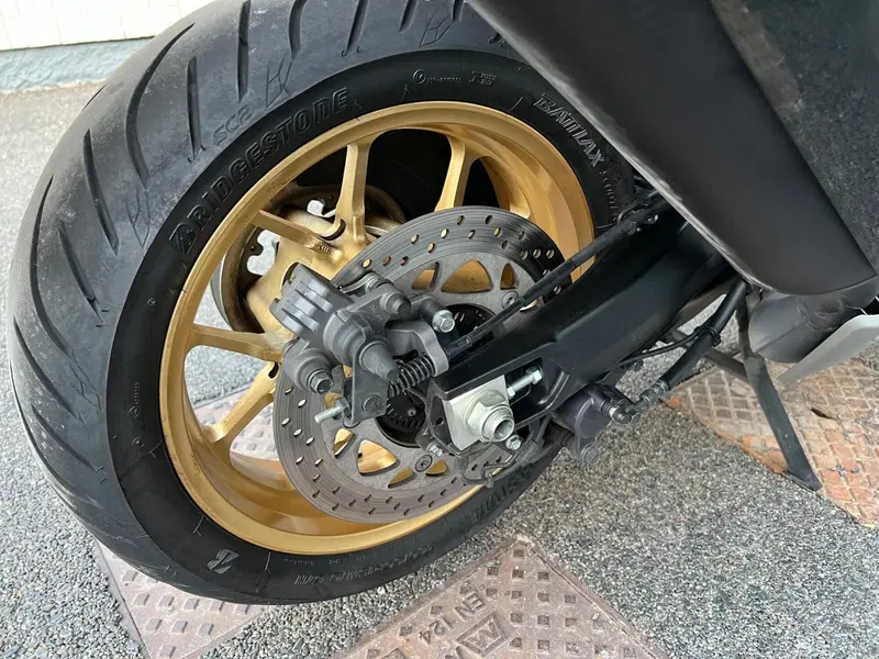 Yamaha T-Max 560 Tech Max (2022 - 24) (16)