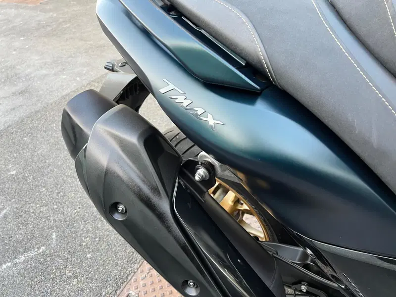 Yamaha T-Max 560 Tech Max (2022 - 24) (8)