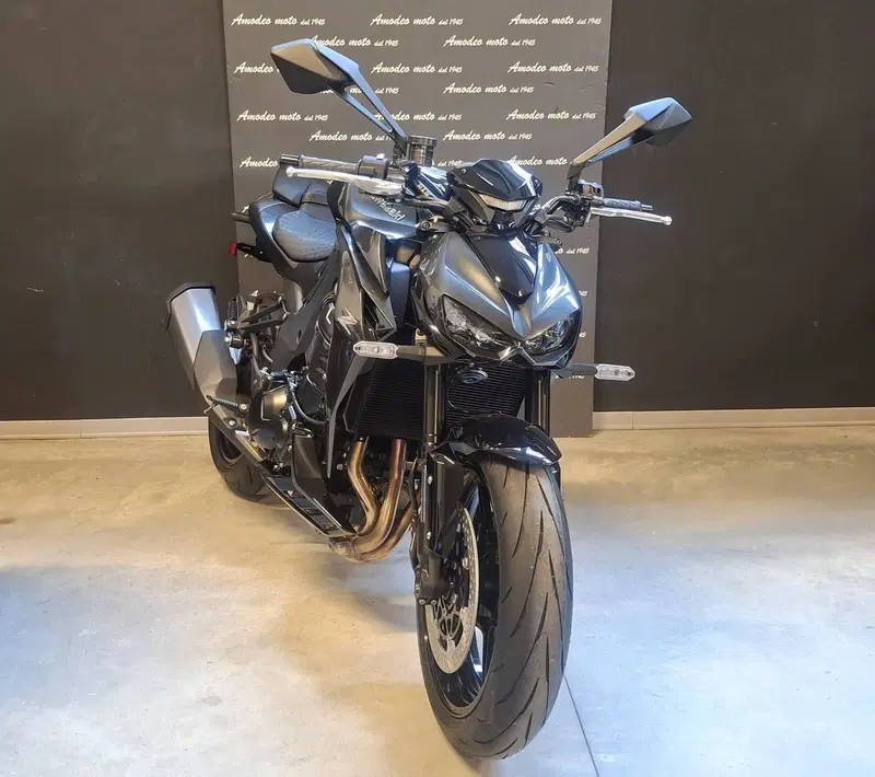 Kawasaki Z 1100 (2026) (2)