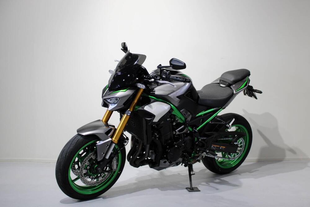 Kawasaki Z 900 SE (2025 - 26) (3)