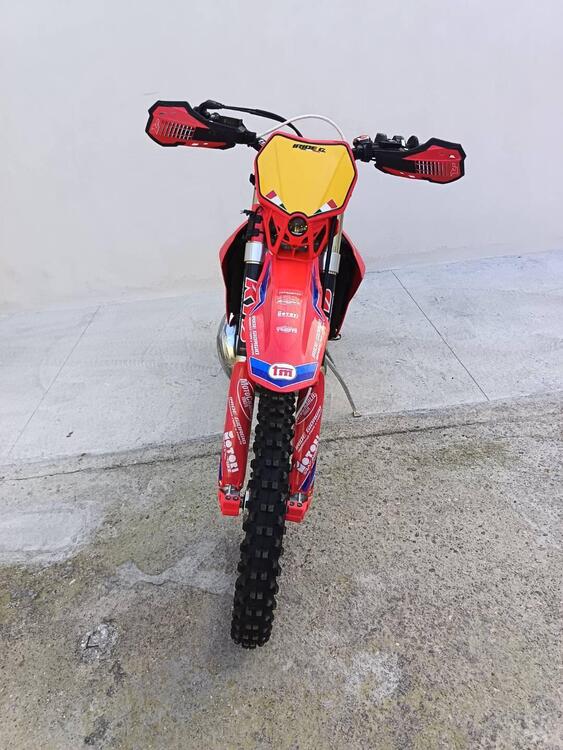 Tm Moto EN 300 Fi ES 2T (2025) (3)