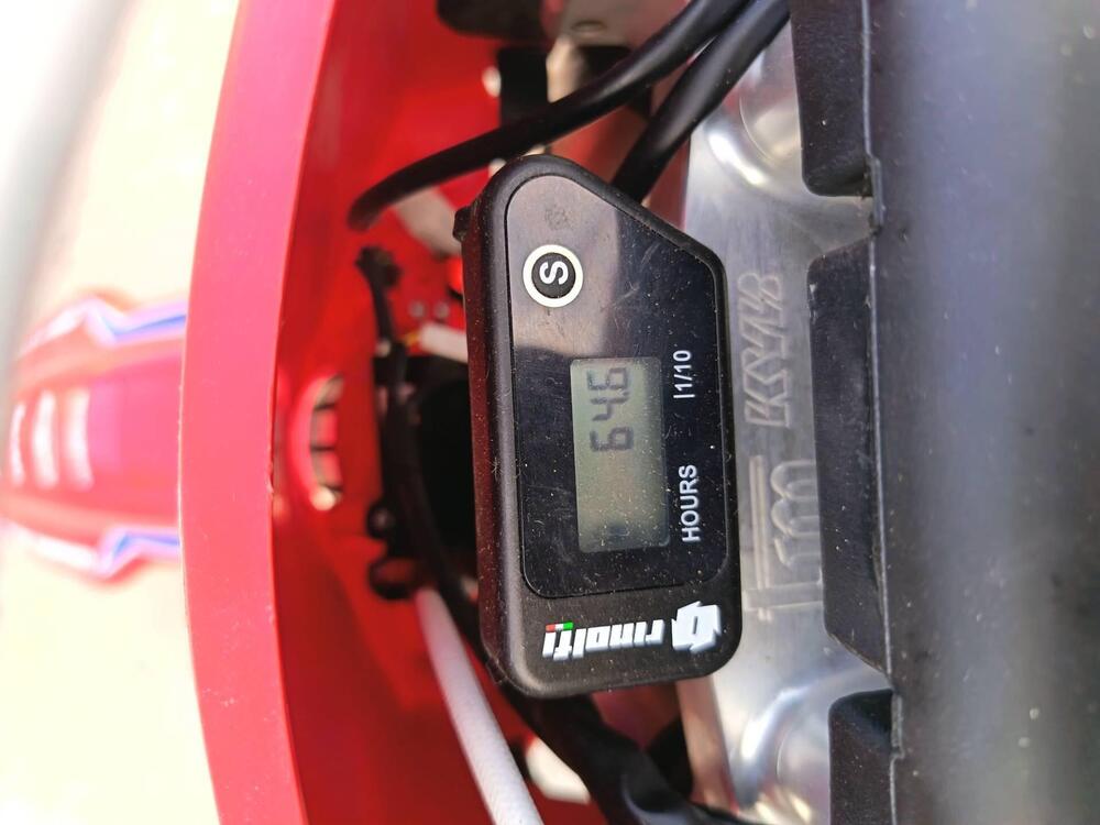 Tm Moto EN 300 Fi ES 2T (2025) (5)