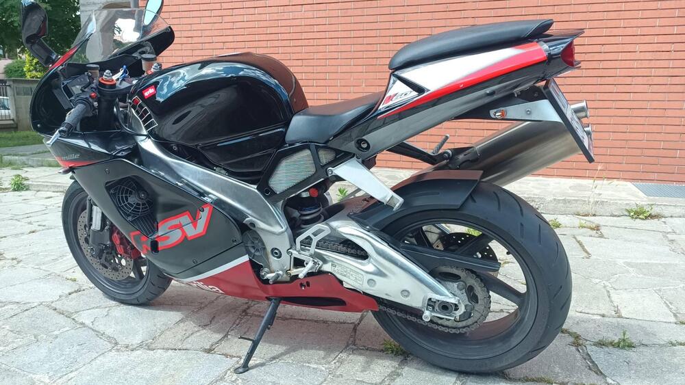 Aprilia RSV 1000 (2000 - 01) (3)