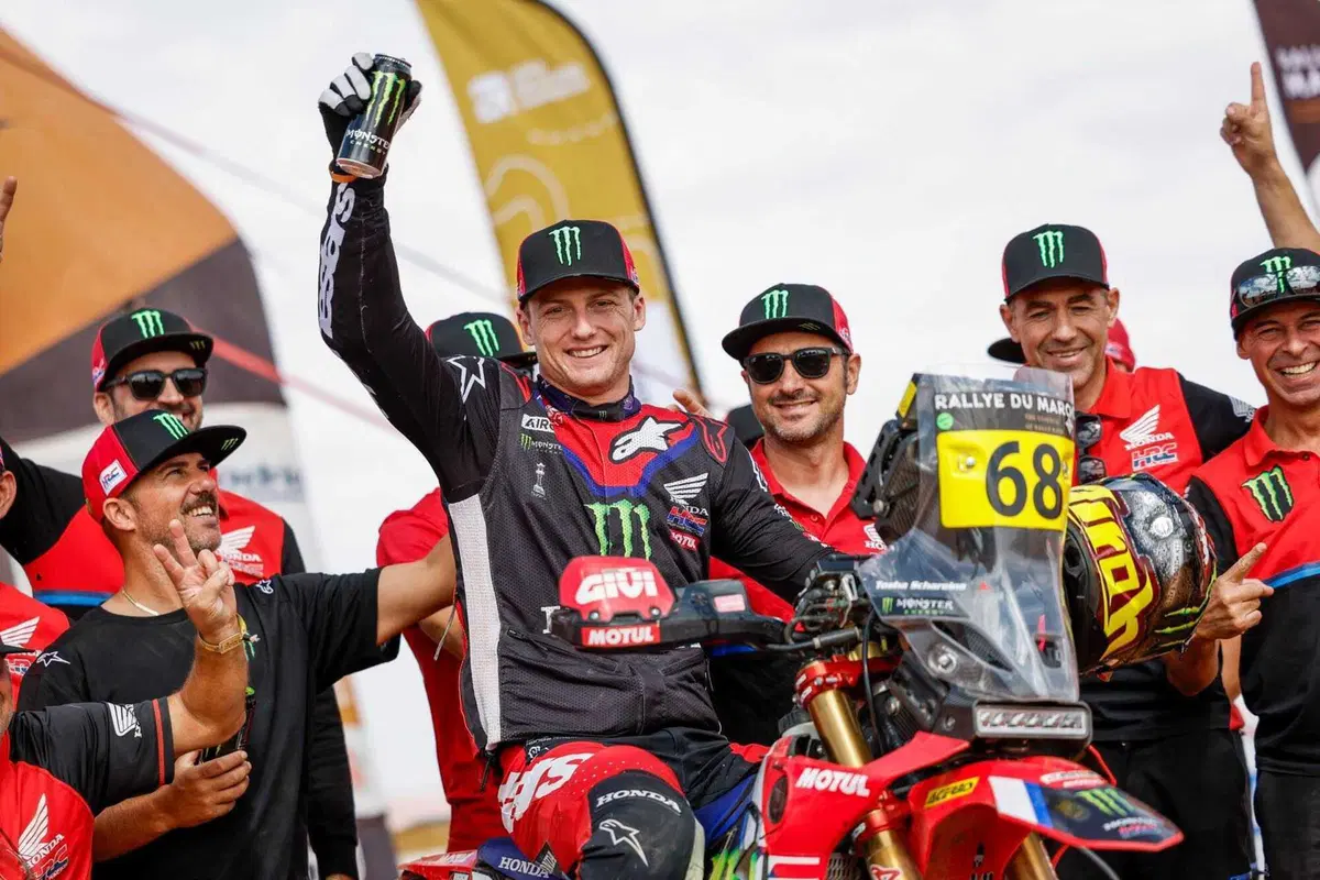 Rally-Raid. Marocco, Finale. Colpi di scena. Vincono Schareina e Loeb, trionfano Sanders e Moraes [VIDEO] (2)