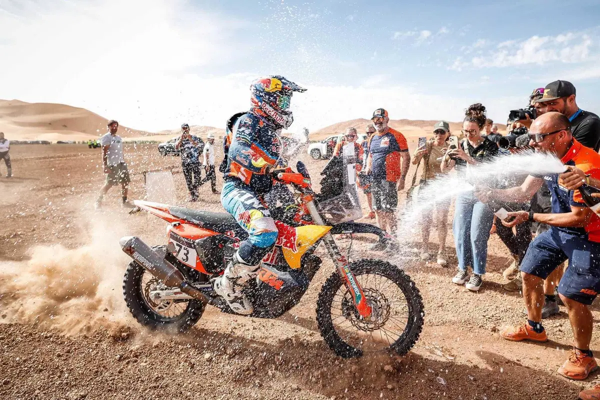 Rally-Raid. Marocco, Finale. Colpi di scena. Vincono Schareina e Loeb, trionfano Sanders e Moraes [VIDEO] (10)