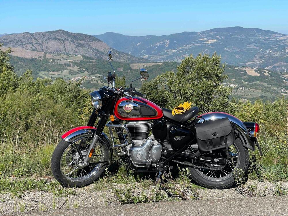 Royal Enfield Classic 350 (2021 - 25) (3)