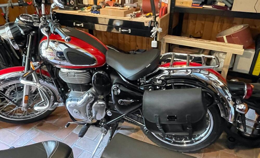 Royal Enfield Classic 350 (2021 - 25) (5)