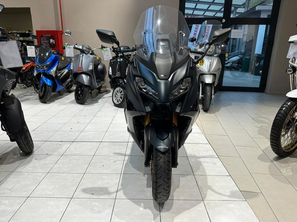 Yamaha T-Max 560 Tech Max (2022 - 24) (2)