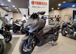 Yamaha T-Max 560 (2025) usata