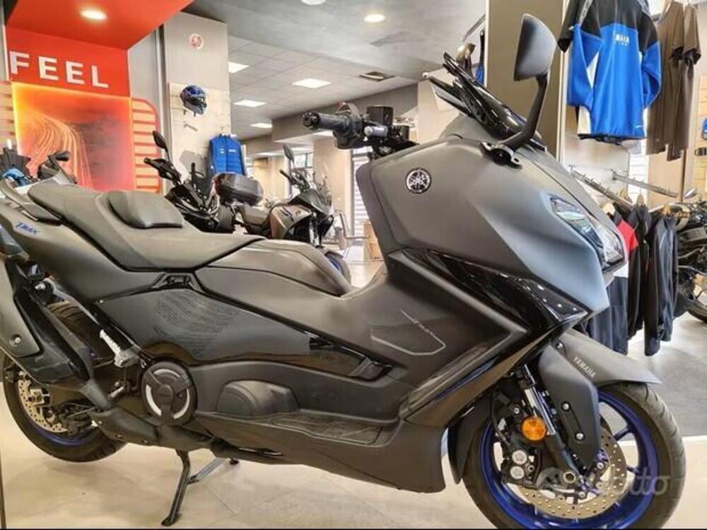 Yamaha T-Max 560 (2025) (2)