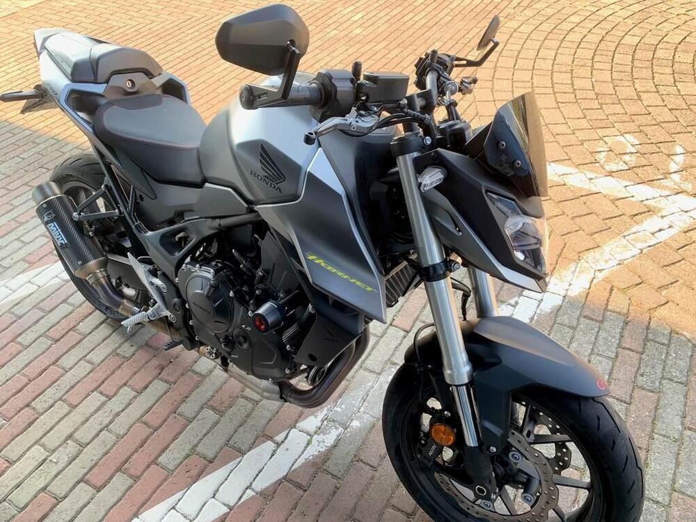 Honda CB 750 Hornet (2023 - 24) (5)