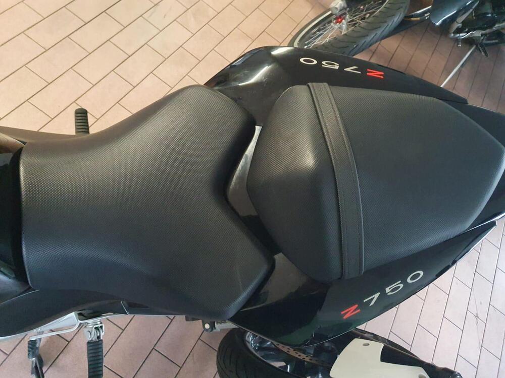 Kawasaki Z 750 (2007 - 14) (5)