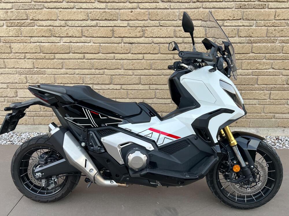 Honda X-ADV 750 DCT (2021 - 24) (2)