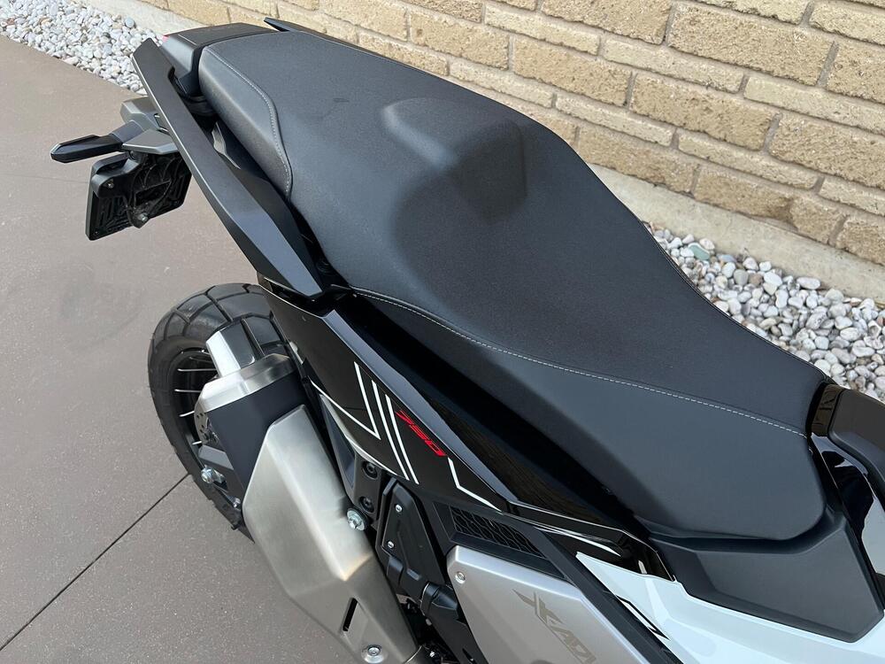 Honda X-ADV 750 DCT (2021 - 24) (5)