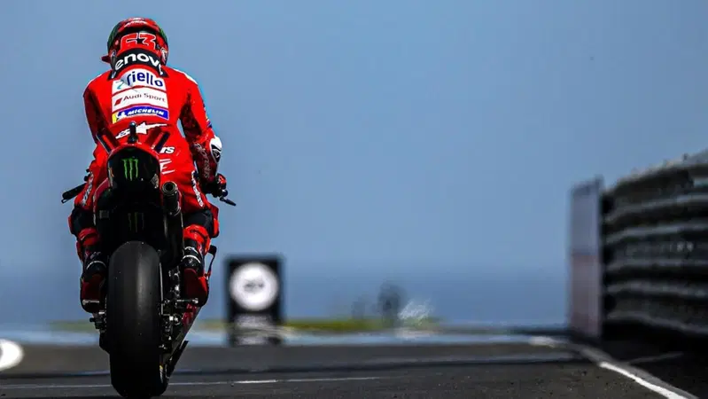 MotoGP 2025. GP dell'Australia. Ufficiale: cambia il programma della domenica, tutte le gare posticipate di un'ora