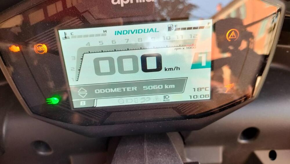 Aprilia Tuono 660 Factory (2022 - 24) (3)