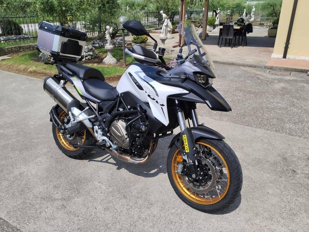 QJ Motor SRT 700 SX (2025)