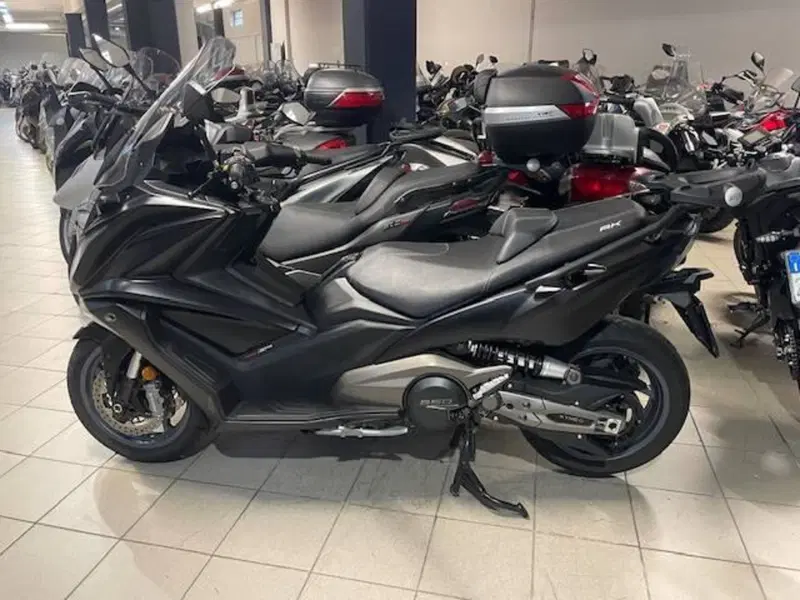 Kymco AK 550 ETS (2021 - 26)