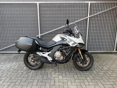 CFMOTO 650MT (2021 - 24) usata