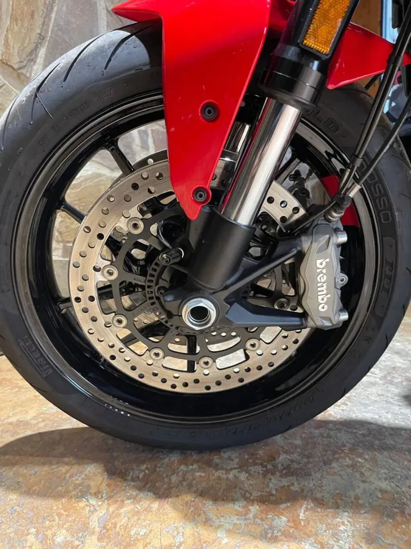 Ducati Monster 937 (2021 - 25) (18)