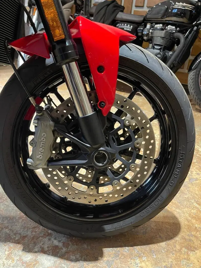 Ducati Monster 937 (2021 - 25) (19)
