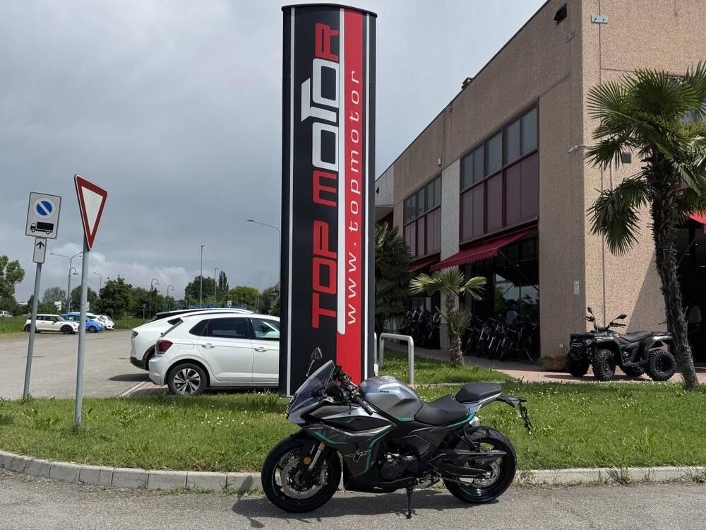 Benelli Tornado 550 (2025) (3)