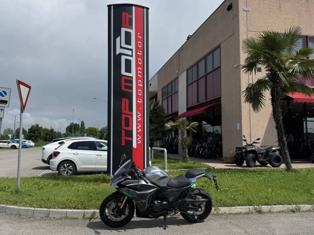 Benelli Tornado 550 (2025 - 26) (8)