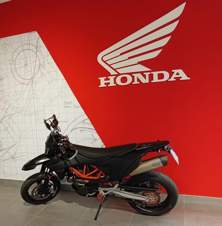 KTM 690 SMC R (2019 - 20) (2)