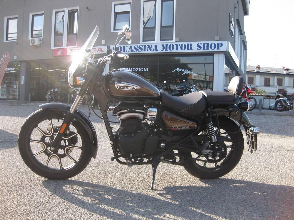 Royal Enfield Meteor 350 Supernova (2021 - 25) (4)