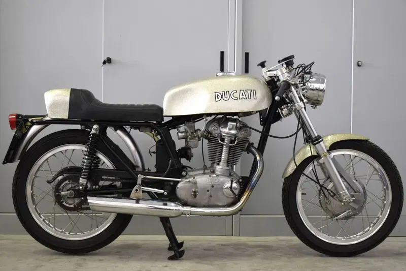 Ducati Mark 3 450 Desmo