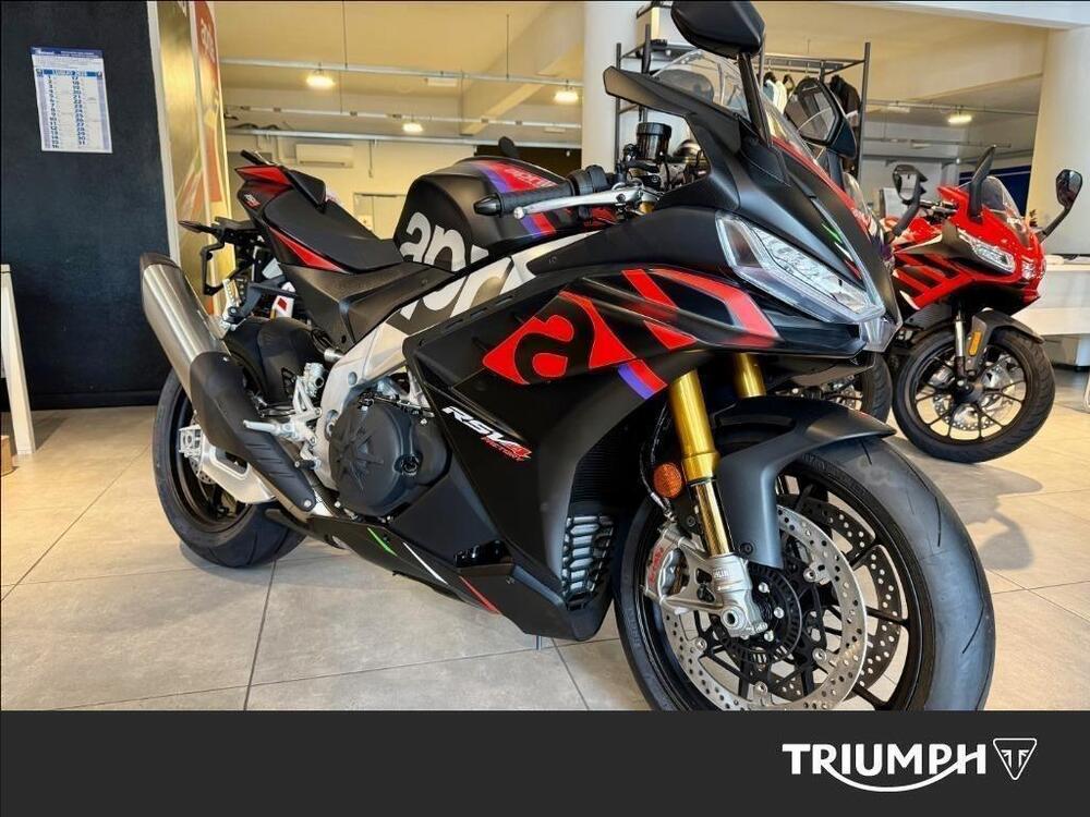 Aprilia RSV4 1100 Factory (2025)