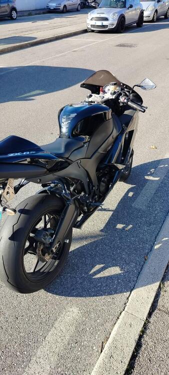 Kawasaki Ninja 600 ZX-6R (2007 - 08) (3)