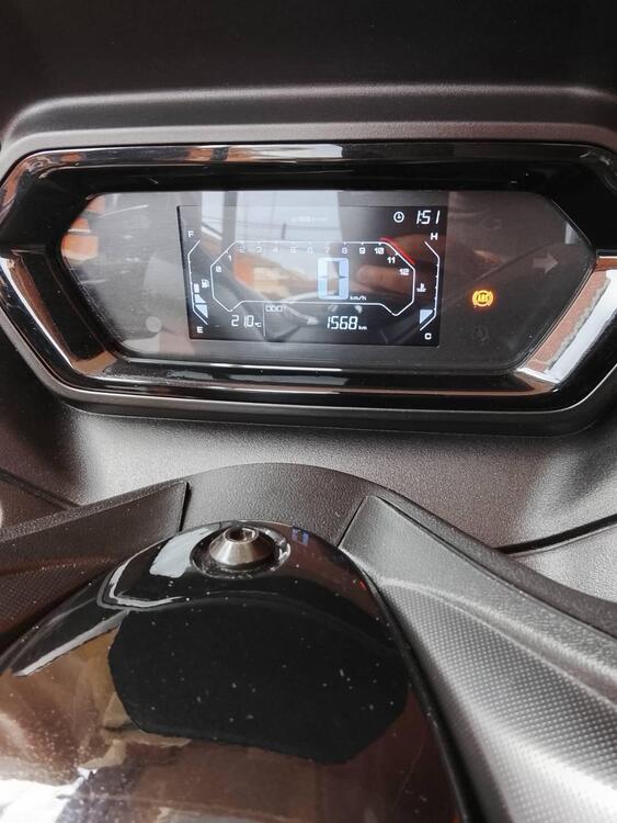 Yamaha X-Max 125 Tech Max (2025) (5)