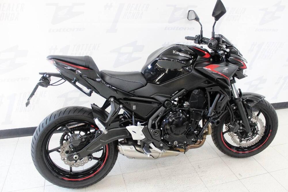 Kawasaki Z 650 (2021 - 24) (2)