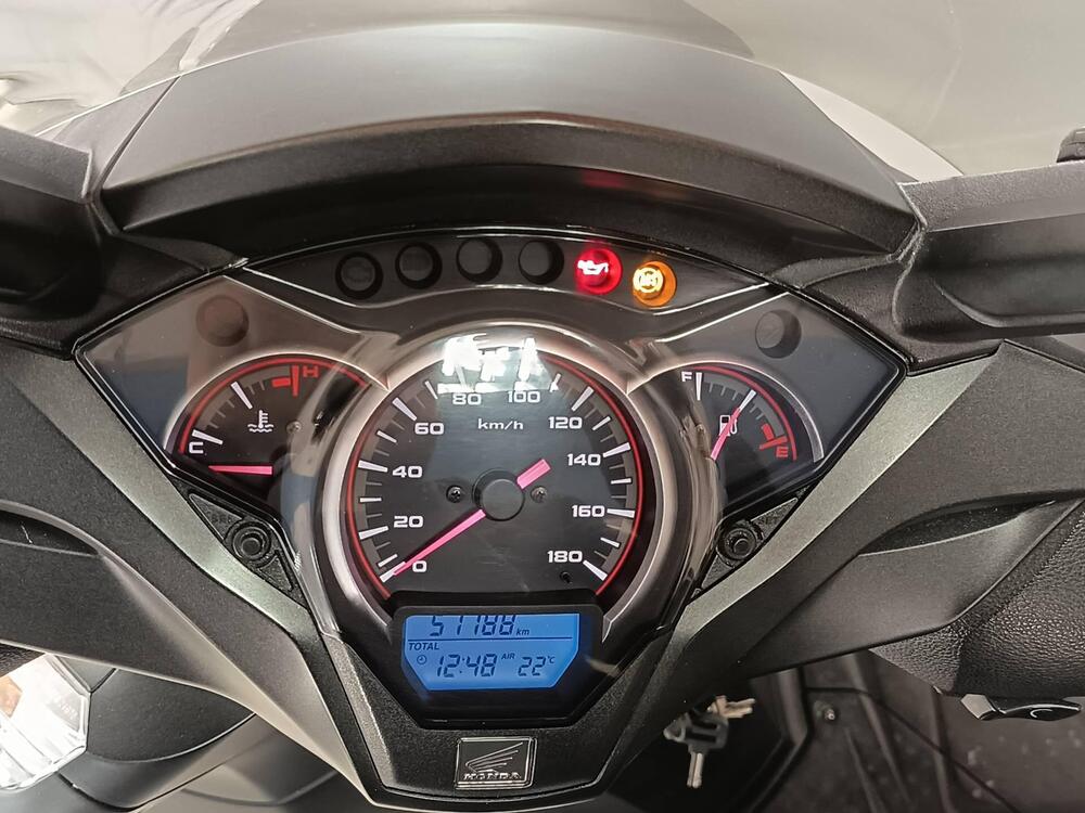 Honda SH 300 i ABS (2016 - 20) (5)