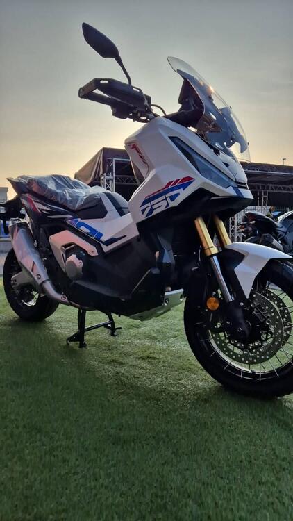 Honda X-ADV 750 Special Edition (2026) (4)