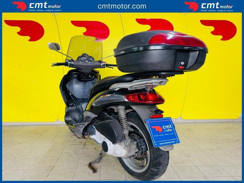 Piaggio Beverly 250 i.e. (2004 - 06) (4)